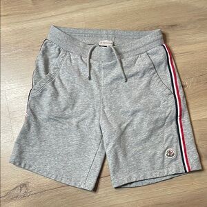 AUTHENTIC. Moncler Boy's Sweat Shorts. Gray. 14 Years. 164cm. EUC!